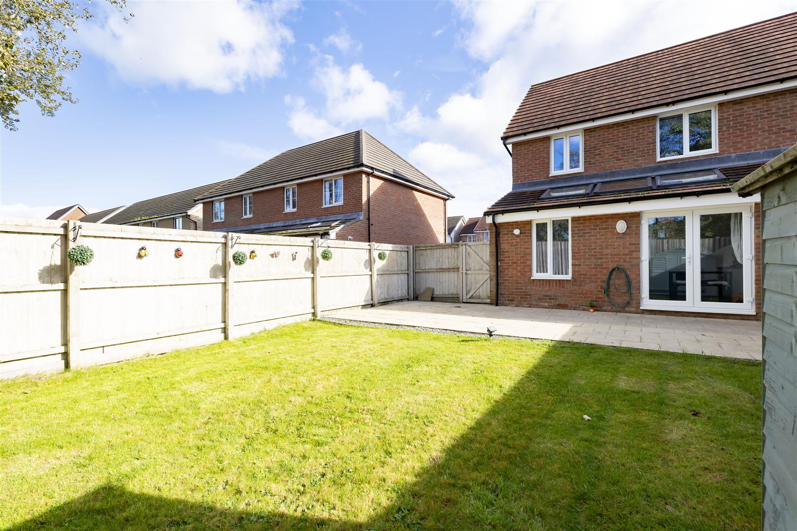 3 bed property in Spinners Avenue, Preston